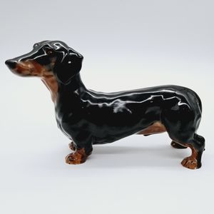 ROYAL DOULTON | HN118B vintage bone china dachshund figurine